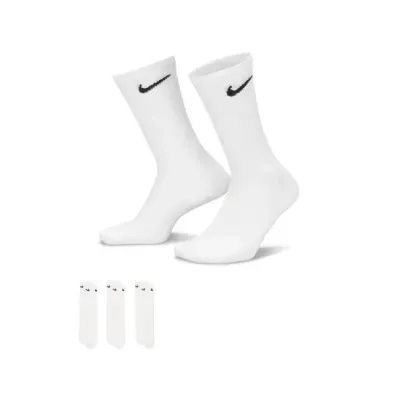 Chaussettes Nike Everyday Lightweight Training Crew blanches lot de 3 paires légères et respirantes pour sport et entraînement