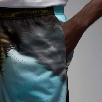 Short Jordan Luka HQ8782-009 multicolore avec mesh respirant et technologie Dri-FIT