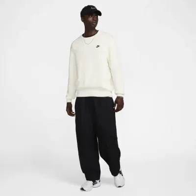 Sweat Nike Club Crew-Neck écru pour homme col rond en coton confortable style casual FQ2912-133