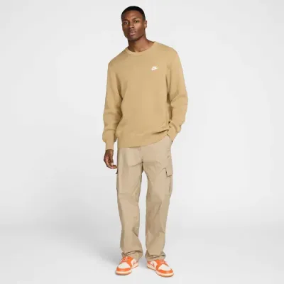Sweat Nike Club Crew-Neck beige sable pour homme col rond en maille douce et confortable style lifestyle FQ2912-297