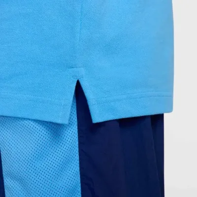 Polo Nike Club FN3894-412 bleu homme avec coton piqué et logo Futura brodé