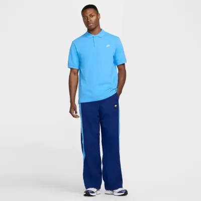 Polo Nike Club FN3894-412 bleu homme avec coton piqué et logo Futura brodé