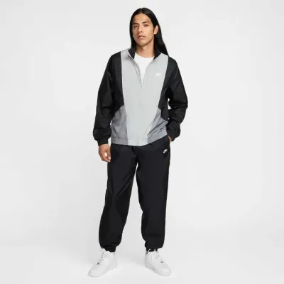 Survêtement Nike Club Woven noir et gris pour homme avec veste zippée légère et pantalon de jogging sportswear HJ1985-010