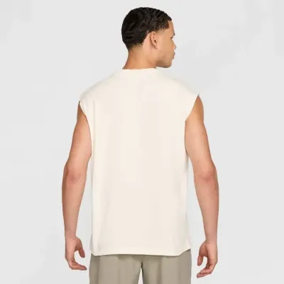 Débardeur Nike HJ3687-110 blanc cassé homme avec coupe ample et coton respirant