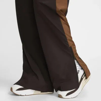 Pantalon Nike Sportswear taille haute marron pour femme avec design colorblock rétro et coupe large tendance HF5957-464