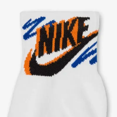 Chaussettes Nike HJ9378-901 multicolores avec technologie Dri-FIT et maintien optimal