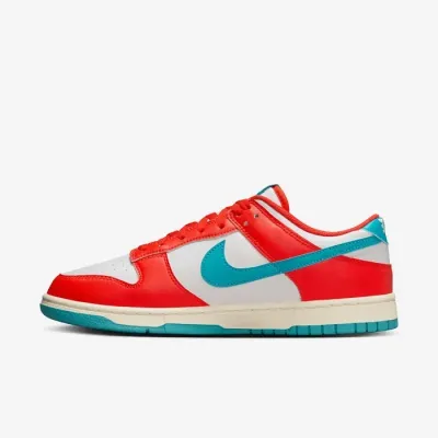 Baskets Nike Dunk Low Retro blanches avec empiècements rouge corail et logo Swoosh turquoise pour homme HF5441-601