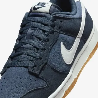 Nike Dunk Low Retro SE homme bleu marine et blanc référence HQ1931-400
