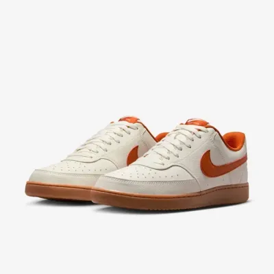 Nike Court Vision Low homme blanc cassé et orange référence HV4506-100