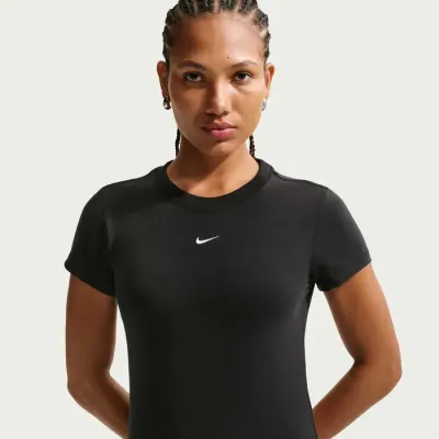 T-shirt Nike Sportswear Chill Knit femme noir référence FV5508-010