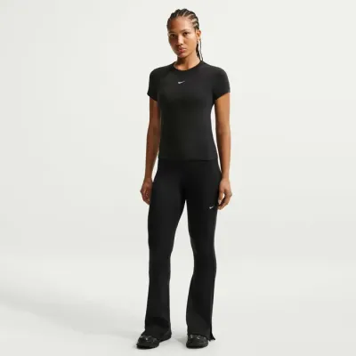 T-shirt Nike Sportswear Chill Knit femme noir référence FV5508-010