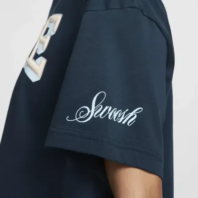 Nike Sportswear crop t-shirt loose manches courtes logo collegiate femme bleu marine FZ2855-478