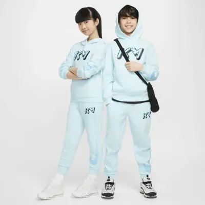 Nike Kylian Mbappé Club Fleece jogger pantalon enfant logo KM Swoosh bleu glace FZ5322-474
