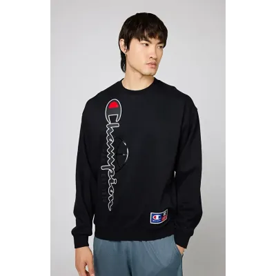 Sweatshirt Champion Modern Basket Crewneck noir homme référence 219799-KK001 style basket et streetwear moderne