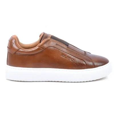 Basket homme Elito EL-2562-C en cuir cognac avec semelle blanche épaisse et design sans lacets élégant