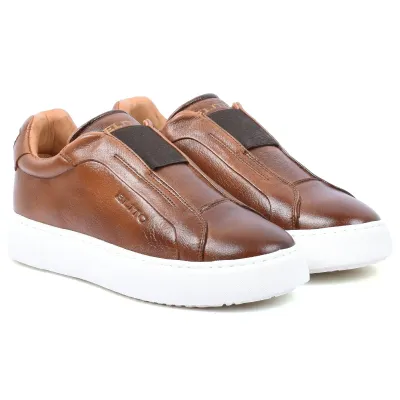 Basket homme Elito EL-2562-C en cuir cognac avec semelle blanche épaisse et design sans lacets élégant