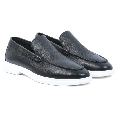 Mocassins homme Elito EL-2670-N en cuir noir avec design élégant et semelle blanche