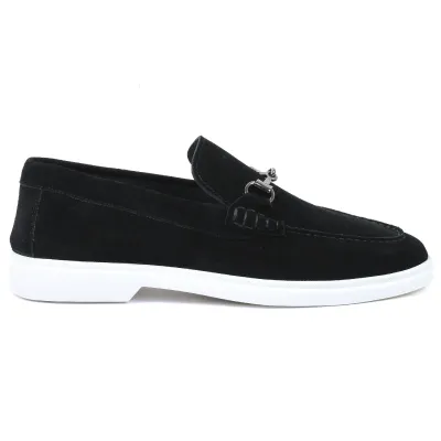 Mocassins homme Elito EL-2671-DN en daim noir avec mors métallique et semelle blanche élégante