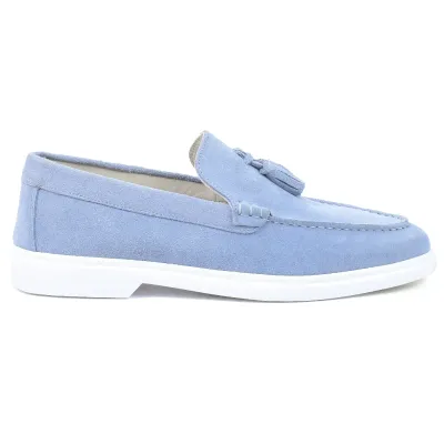 Mocassins homme Elito EL-2672-DBLC en daim bleu ciel avec pampilles et semelle blanche élégante