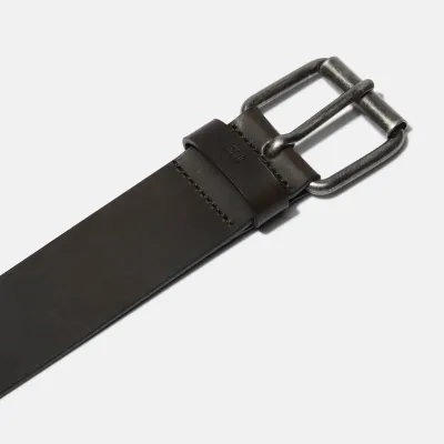 Ceinture Timberland homme marron foncé en cuir recyclé avec boucle métal argent vieilli référence TB0A23UE242