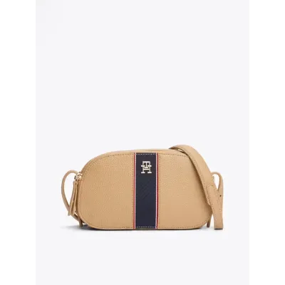 Sac bandoulière femme Tommy Hilfiger Textured Camera Bag Beige AW0AW16898-RBC avec finition grainée,
