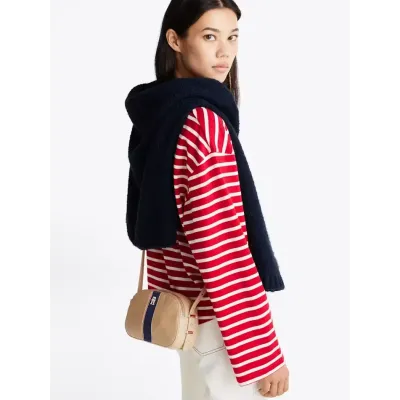 Sac bandoulière femme Tommy Hilfiger Textured Camera Bag Beige AW0AW16898-RBC avec finition grainée,