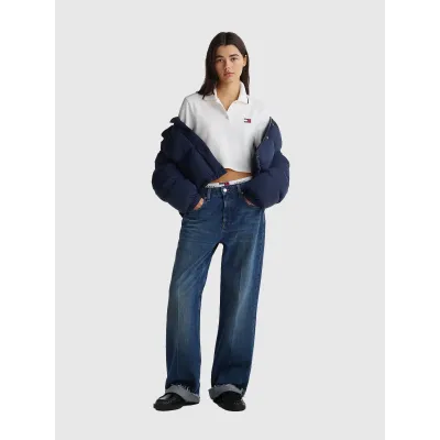 Polo Tommy Jeans femme blanc coupe courte en piqué de coton avec logo brodé sur la poitrine - DW0DW19370 YBL