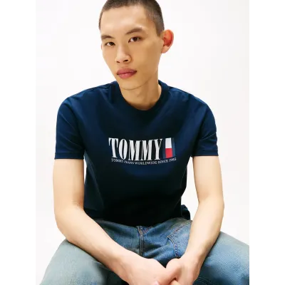 T-shirt Tommy Jeans homme bleu marine en coton coupe regular avec logo Tommy DNA imprimé sur la poitrine - DM0DM21941 C1G