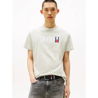 T-shirt Tommy Jeans homme vert sauge clair en coton coupe regular avec logo Tommy DNA imprimé sur la poitrine - DM0DM21941 M1C