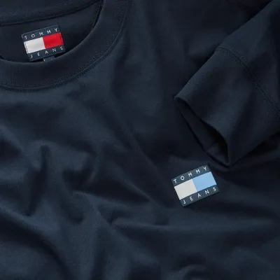 T-shirt Tommy Jeans homme bleu marine à manches longues en coton  logo Tommy Jeans imprimé sur la manche - DM0DM21591 C1G