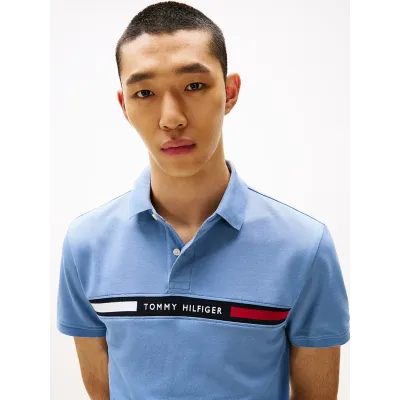 Polo Tommy Hilfiger Chest Insert bleu ciel pour homme - MW0MW38130-C2B