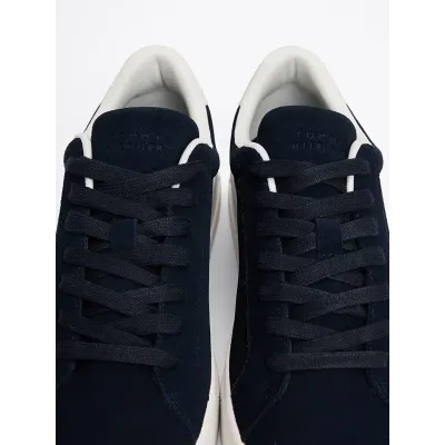 Baskets Tommy Hilfiger Court Better Suede bleu marine pour homme - FM0FM05459-DW5