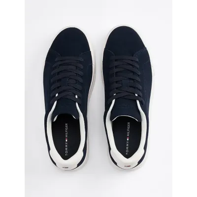 Baskets Tommy Hilfiger Court Better Suede bleu marine pour homme - FM0FM05459-DW5