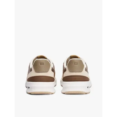 Baskets Tommy Hilfiger Leather Cleat Classic beiges pour homme - FM0FM05328-ACI