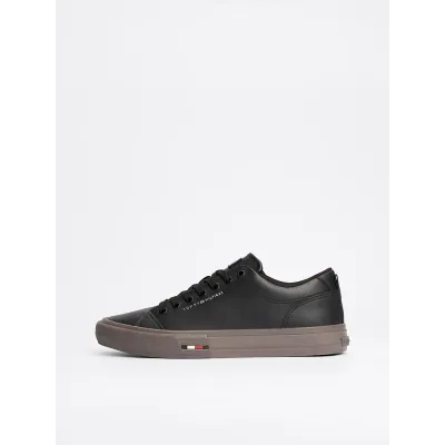 Baskets Tommy Hilfiger High Vulcanized Street Low RWB Leather noires pour homme - FM0FM05312-BDS