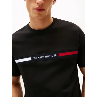 T-shirt Tommy Hilfiger Crew Neck Logo Panel noir pour homme - MW0MW36498-BDS