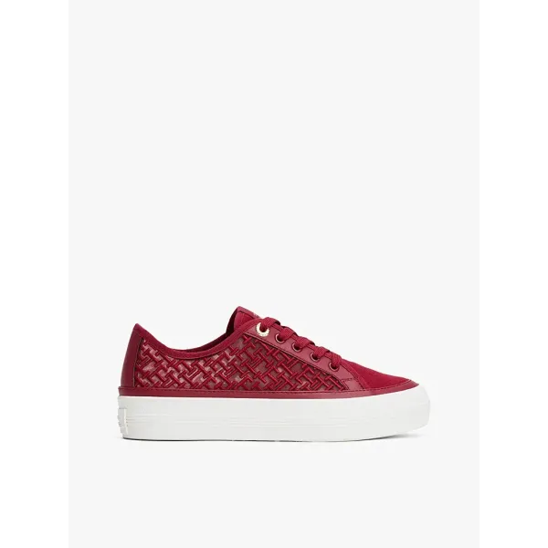 TH MONOGRAM EMBROIDERY MESH TRAINERS