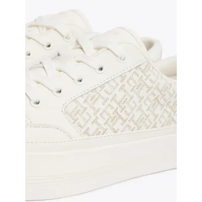 Baskets Tommy Hilfiger Monogram Leather Flatform Trainers ivoire pour femme - FW0FW08331-Z00