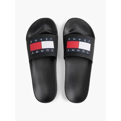 Claquettes Tommy Jeans Essential Pool Slides noires - EM0EM01191-BDS