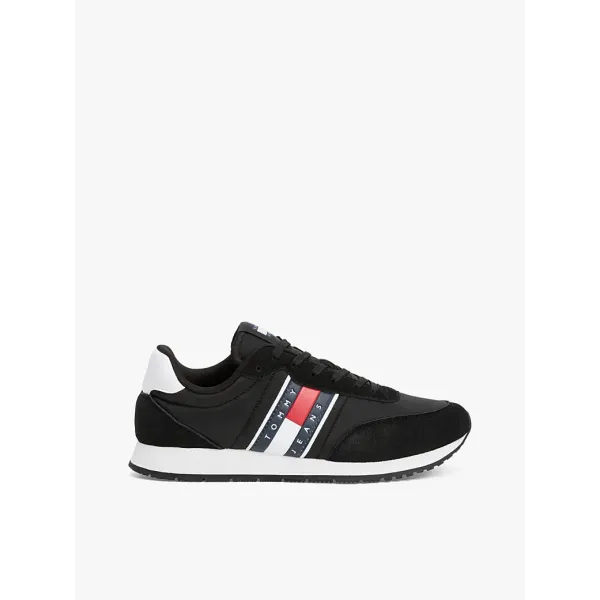 RUNNER CASUAL ESSENTIAL SNEAKERS