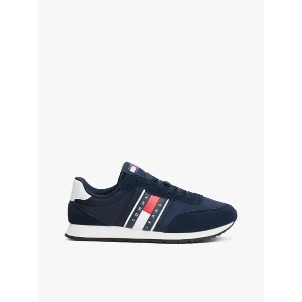 RUNNER CASUAL ESSENTIAL SNEAKERS