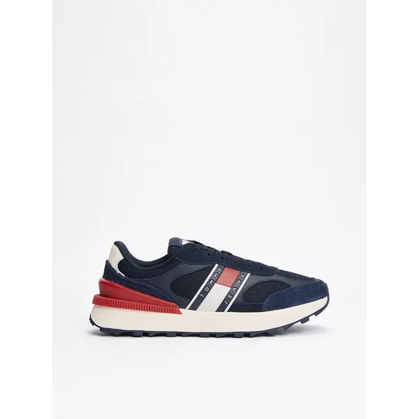 TECHNICAL RUNNER ESSENTIAL SNEAKERS