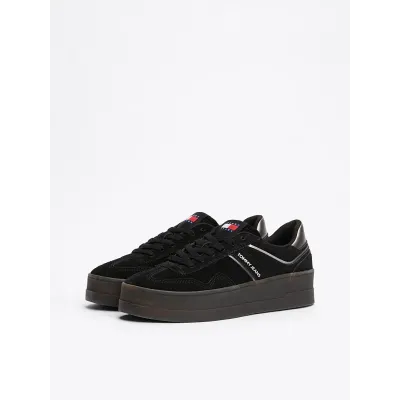Baskets Tommy Jeans The Greenwich Suede Flatform noires pour femme - EN0EN02676-BDS