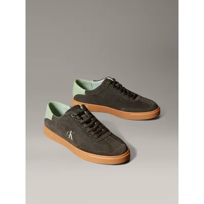 Baskets Calvin Klein Suede Signature Logo kaki pour femme - HW0HW02683-09S