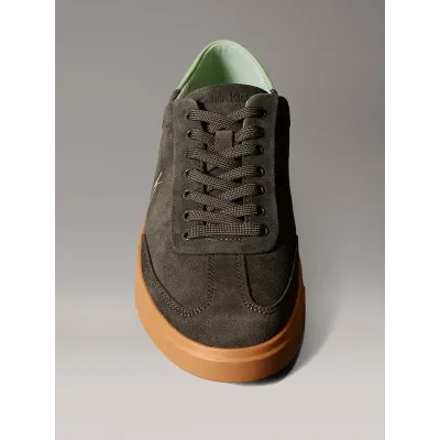Baskets Calvin Klein Suede Signature Logo kaki pour femme - HW0HW02683-09S