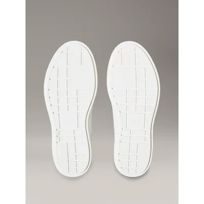Baskets Calvin Klein Low Pro Cups Leather Monogram blanches et rose poudré pour femme - HW0HW02823-061