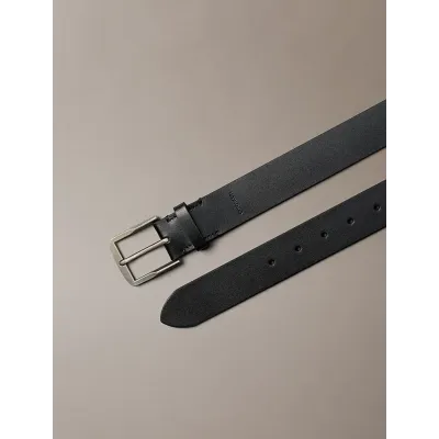Ceinture Calvin Klein en cuir noir avec boucle classique en métal pour homme - LV04D7055G-V8L