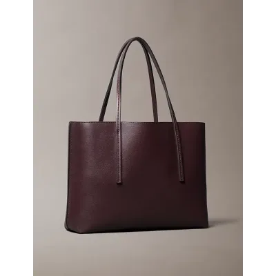 Sac cabas Calvin Klein Foil Logo Small Tote bordeaux avec pochette amovible pour femme - LV04F3275G-33A