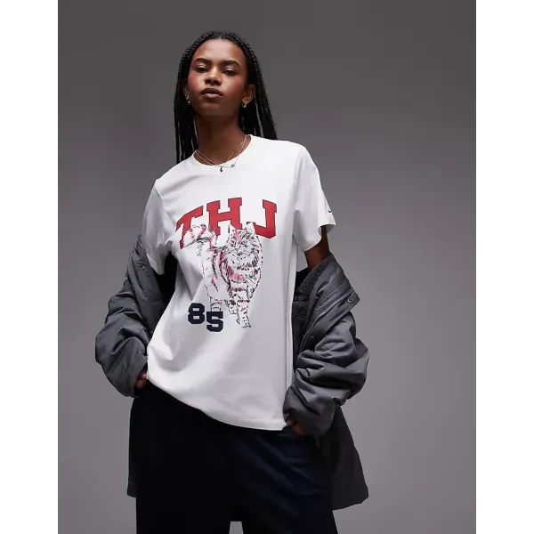 RUNNING CAT GRAPHIC TEE