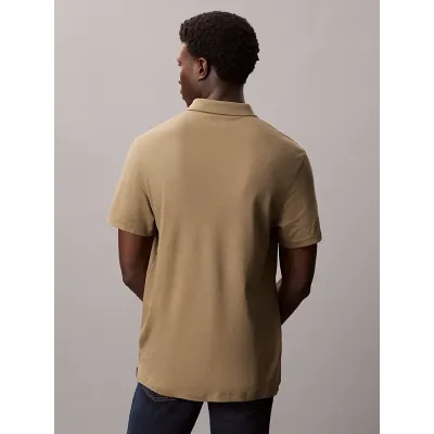 Polo Calvin Klein Supima kaki à manches courtes avec logo brodé sur la poitrine, référence LV04LB276G-VFB